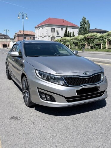 Kia K5-3