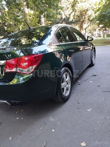 Chevrolet Cruze-9