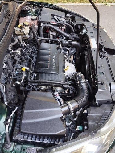 Chevrolet Cruze-17