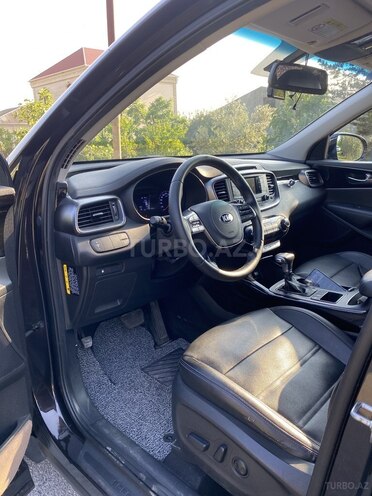 Kia Sorento-7