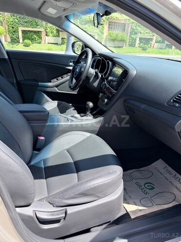 Kia K5-15