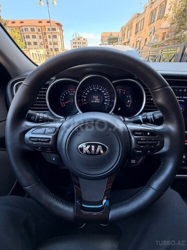 Kia K5-19
