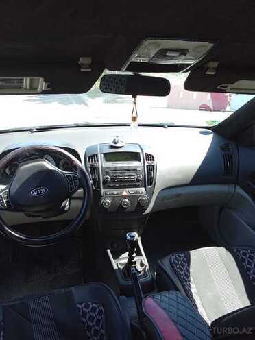 Kia Ceed-5