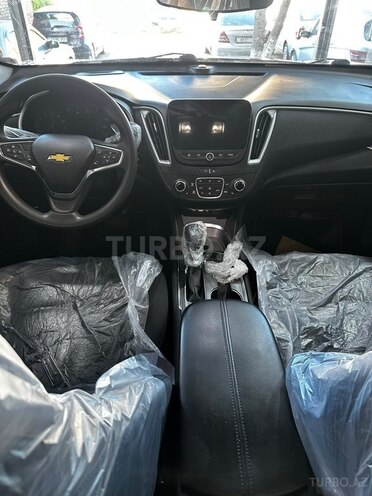 Chevrolet Malibu-3