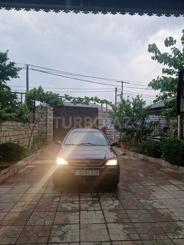 Opel Astra-2