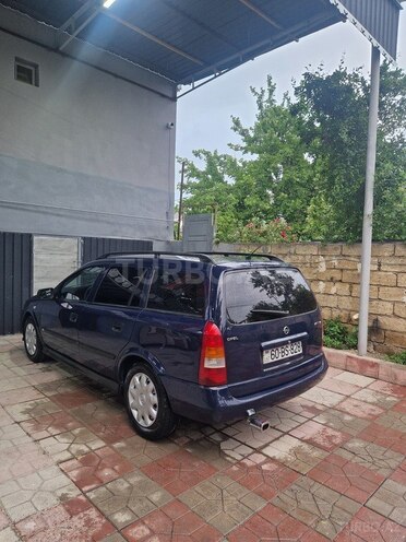 Opel Astra-11