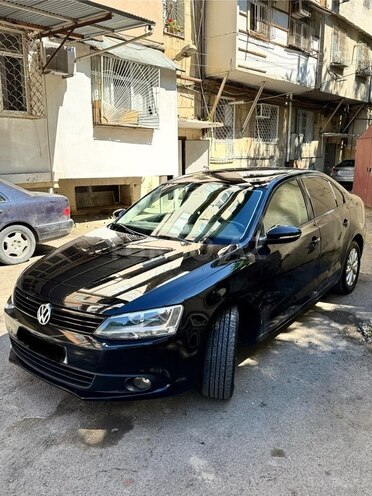 Volkswagen Jetta-3