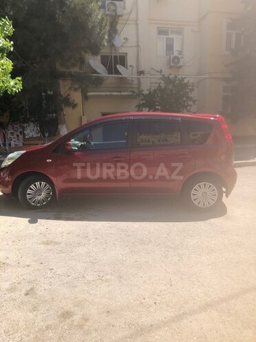 Nissan Note-4