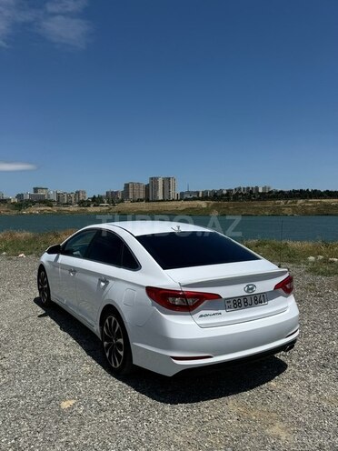 Hyundai Sonata-4
