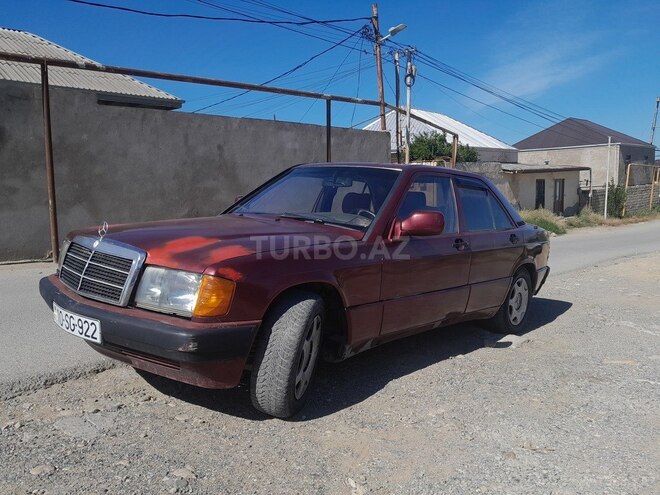 Mercedes 190-1
