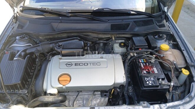 Opel Astra-2