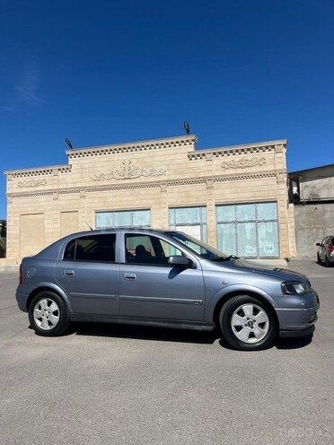 Opel Astra-11