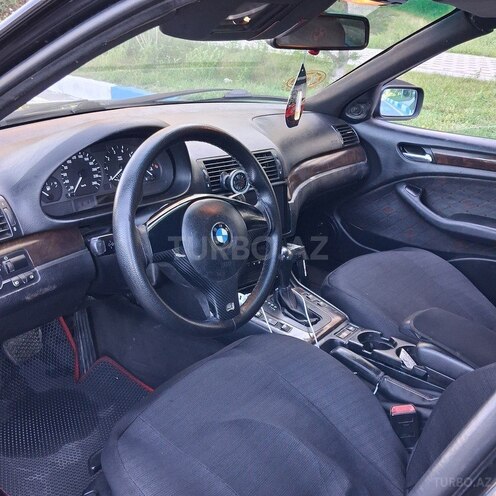 BMW 325-19