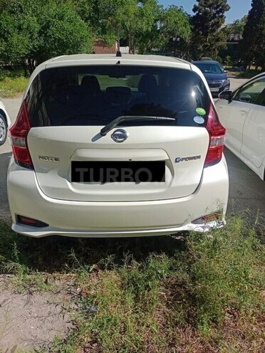 Nissan Note-4