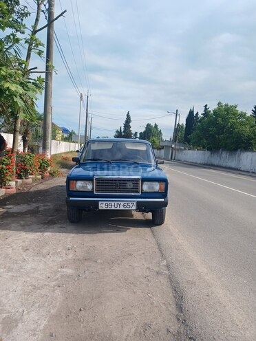 LADA (VAZ) 2107-1