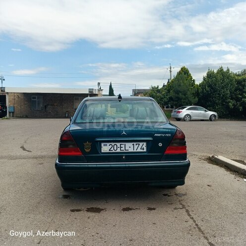 Mercedes C 200-2