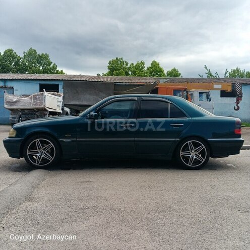 Mercedes C 200-3