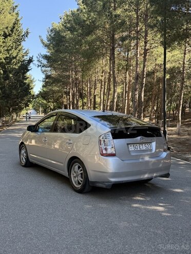 Toyota Prius-6