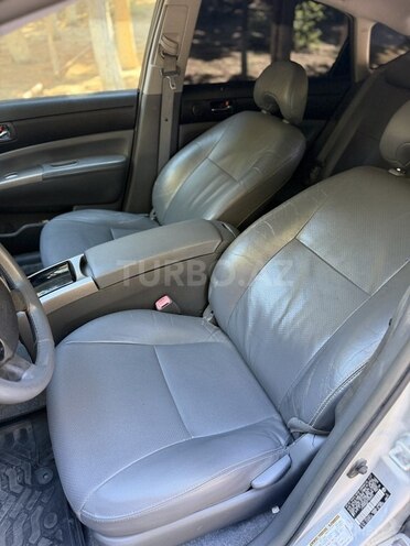 Toyota Prius-9