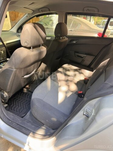 Opel Astra-7