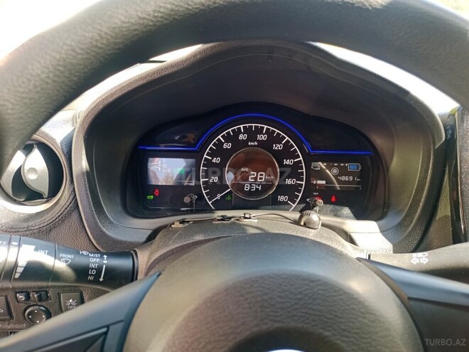 Nissan Note-6