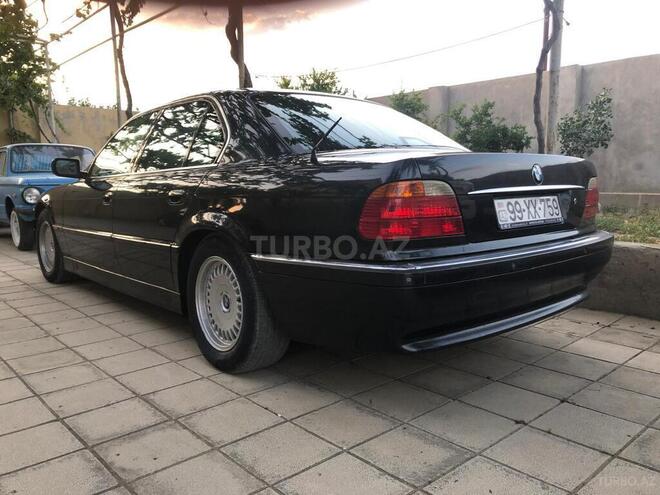 BMW 750-3