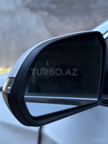 Hyundai Sonata-20