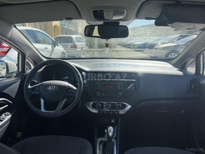 Kia Rio-2