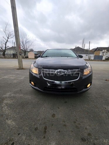 Chevrolet Cruze-1