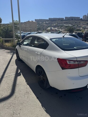 Kia Rio-5