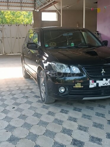 Mitsubishi Airtrek-17