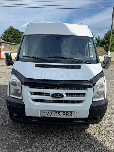 Ford Transit-1
