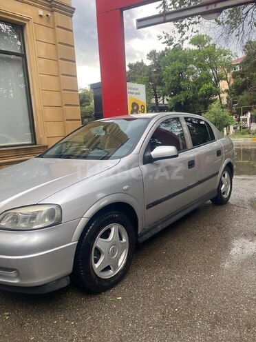 Opel Astra-2