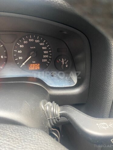Opel Astra-12