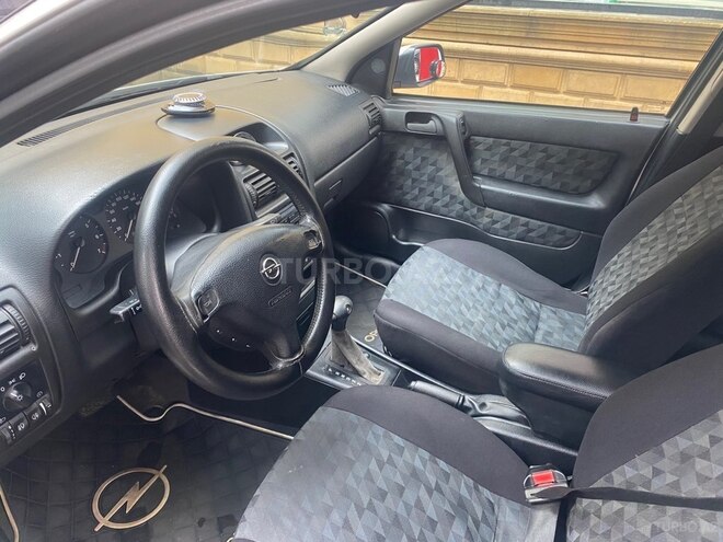 Opel Astra-14