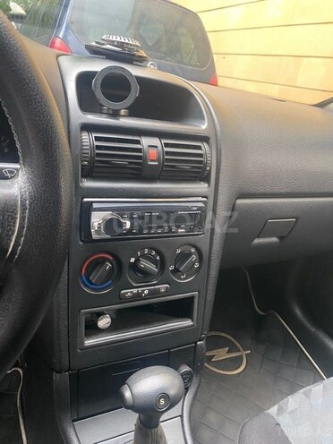 Opel Astra-13