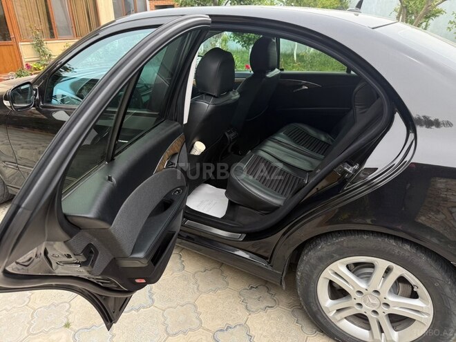 Mercedes E 220-6