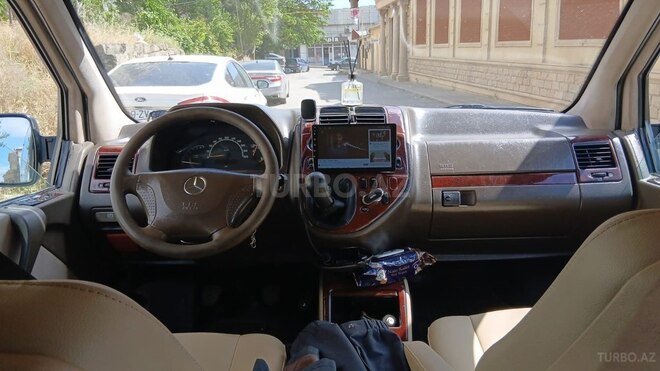 Mercedes Vito 110 CDI-9