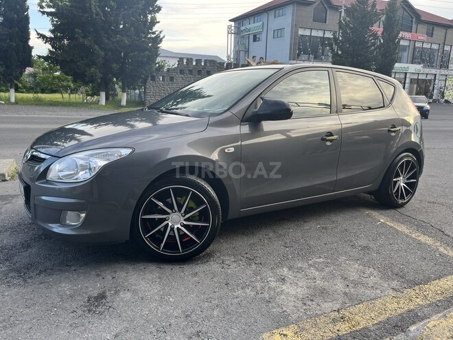 Hyundai i30-2