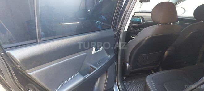 Kia Sportage-17