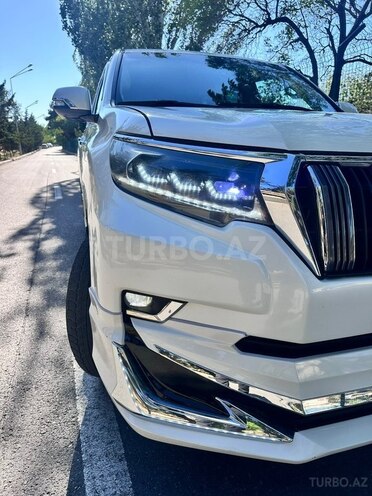 Toyota Land Cruiser Prado-3