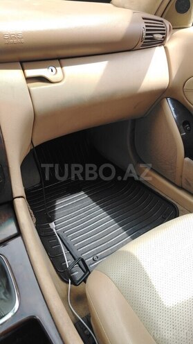 Mercedes C 240-4