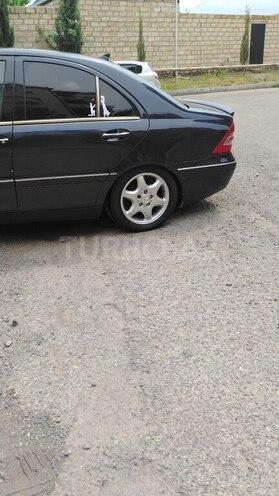 Mercedes C 240-2