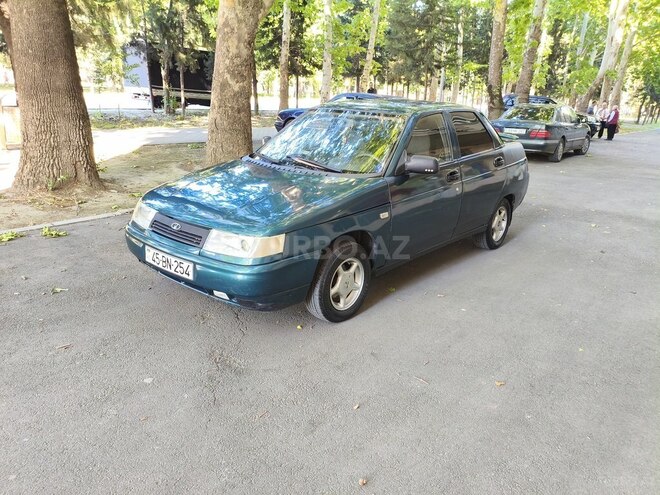 LADA (VAZ) 2110-10