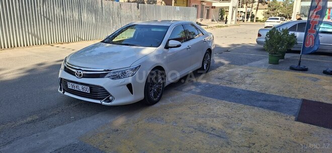 Toyota Camry-6