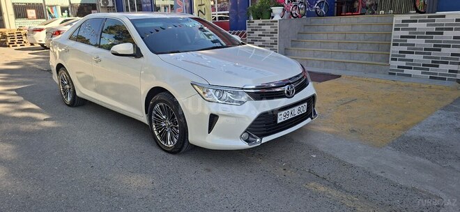Toyota Camry-2
