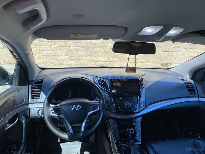 Hyundai i40-6