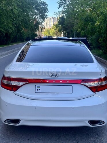 Hyundai Azera-9