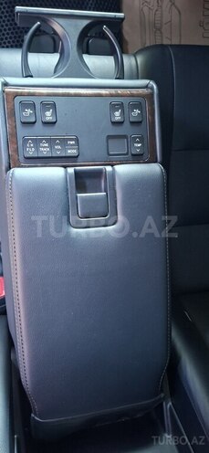Toyota Camry-11