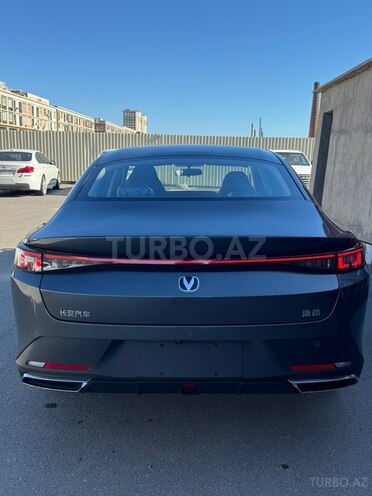 Changan Eado-4